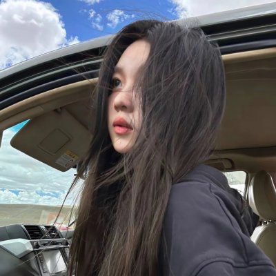 春花娇美可人儿